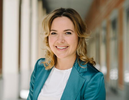 Fachanwältin Alexandra Güller